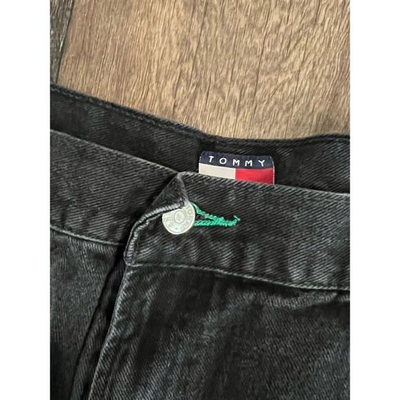 Vtg Tommy Hilfiger Faded Black Denim LOGO Carpenter Baggy Streetwear Shorts YTK - Picture 8 of 10